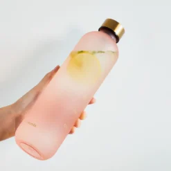 Flash Sale Butelka Daily Rozowa Z Miarka 1 L Naczynia Ogródowe I Piknikowe