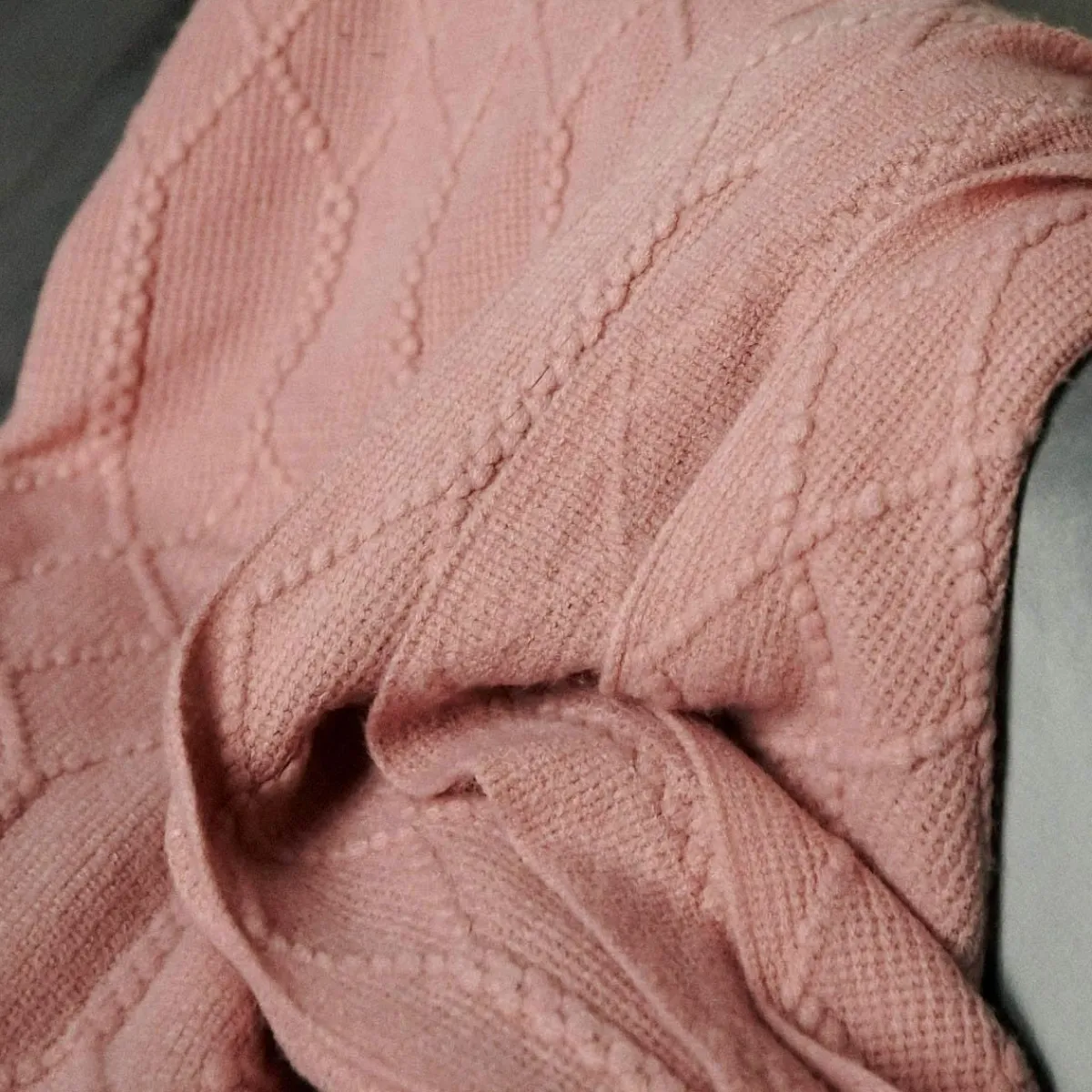 Flash Sale Koc Loop W Splot Kulkowy 130X170 Cm Poduszki Na Krzeslo