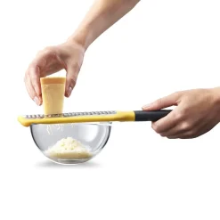 New Tarka Grip Grater Na Miske Z Duzymi Oczkami 26,5X7,8 Cm Tarki I Szatkownice